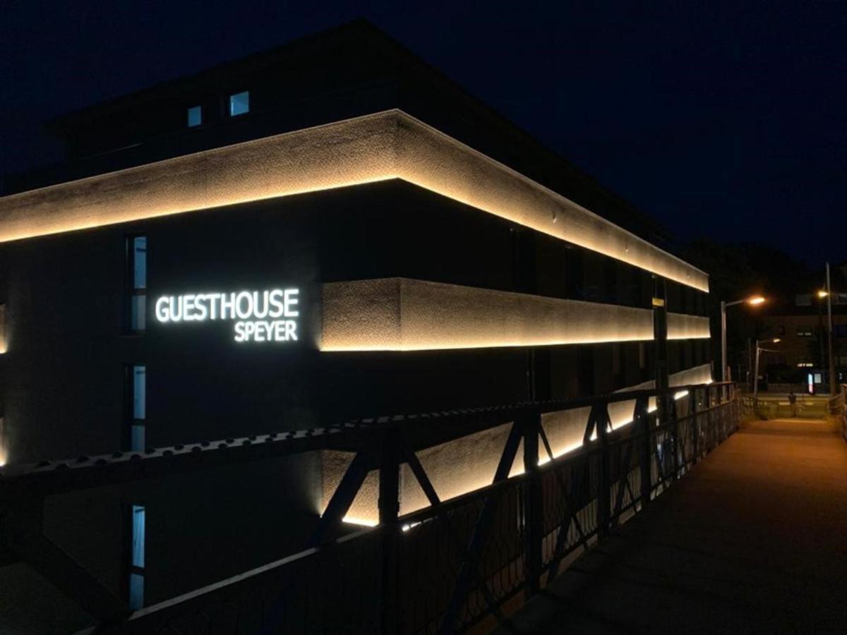 Guesthouse שפייר מראה חיצוני תמונה